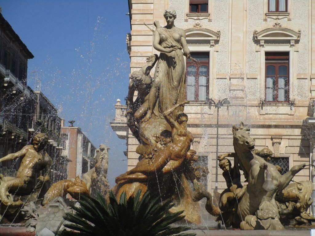 Il Volo Di Pindaro Apartment Syracuse Exterior photo